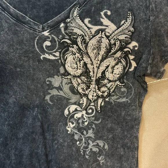 Women’s blingy t-shirt - Picture 2 of 5